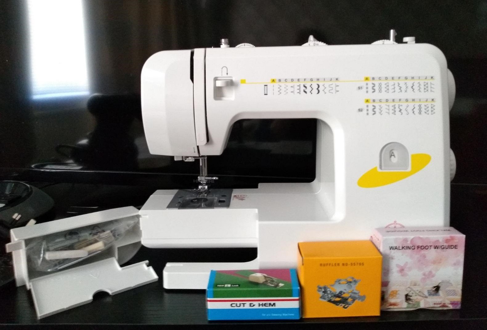 Monarch Q60B Drop-in Bobbin Sewing Machine